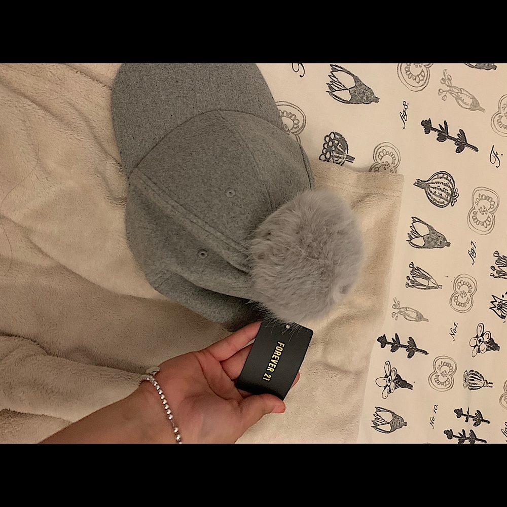 Gray hat